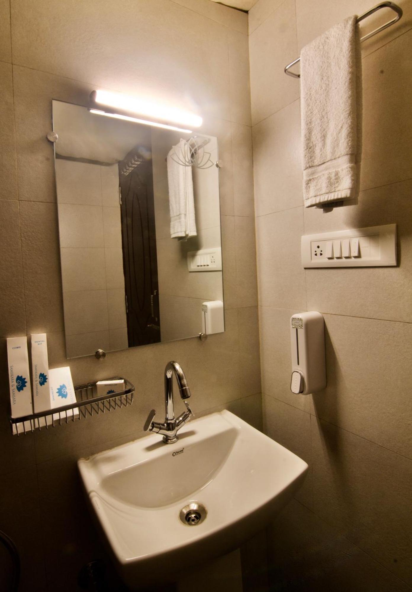 Hotel Samskara & Samsara Lansdowne Zimmer foto