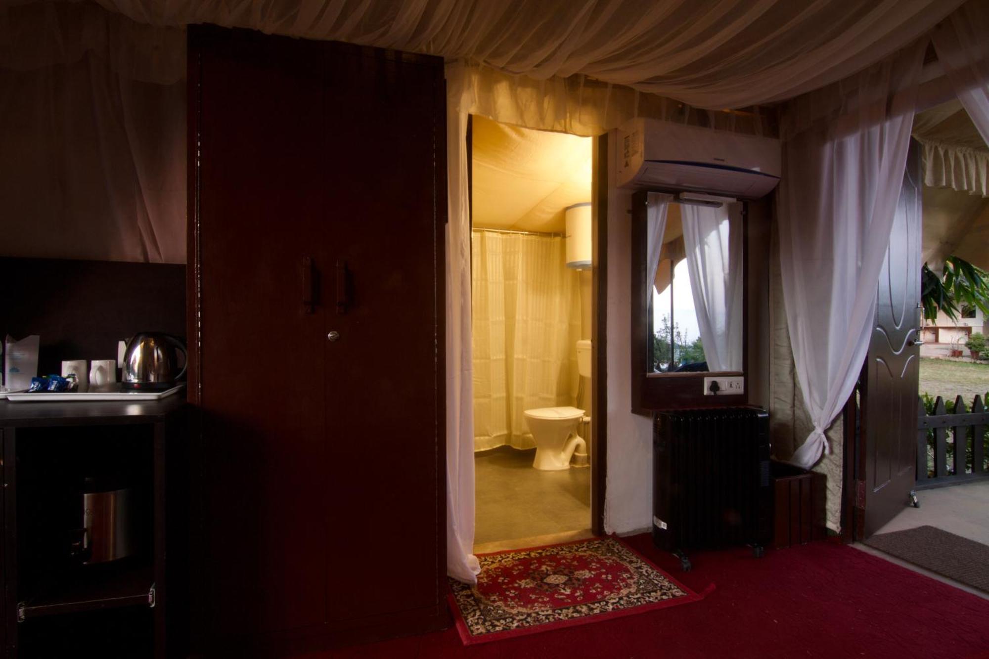 Hotel Samskara & Samsara Lansdowne Zimmer foto